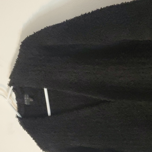 Barefoot Dreams Cozychic Boardwalk Fringe Cardigan Size Medium Black Soft Cozy - Picture 5 of 16